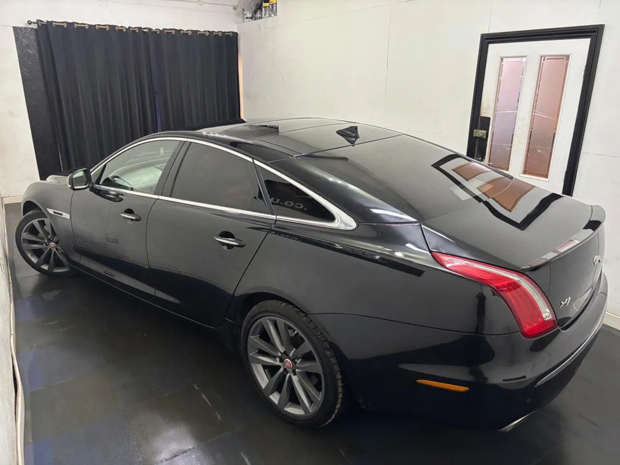Jaguar Xj 2015 photo 4