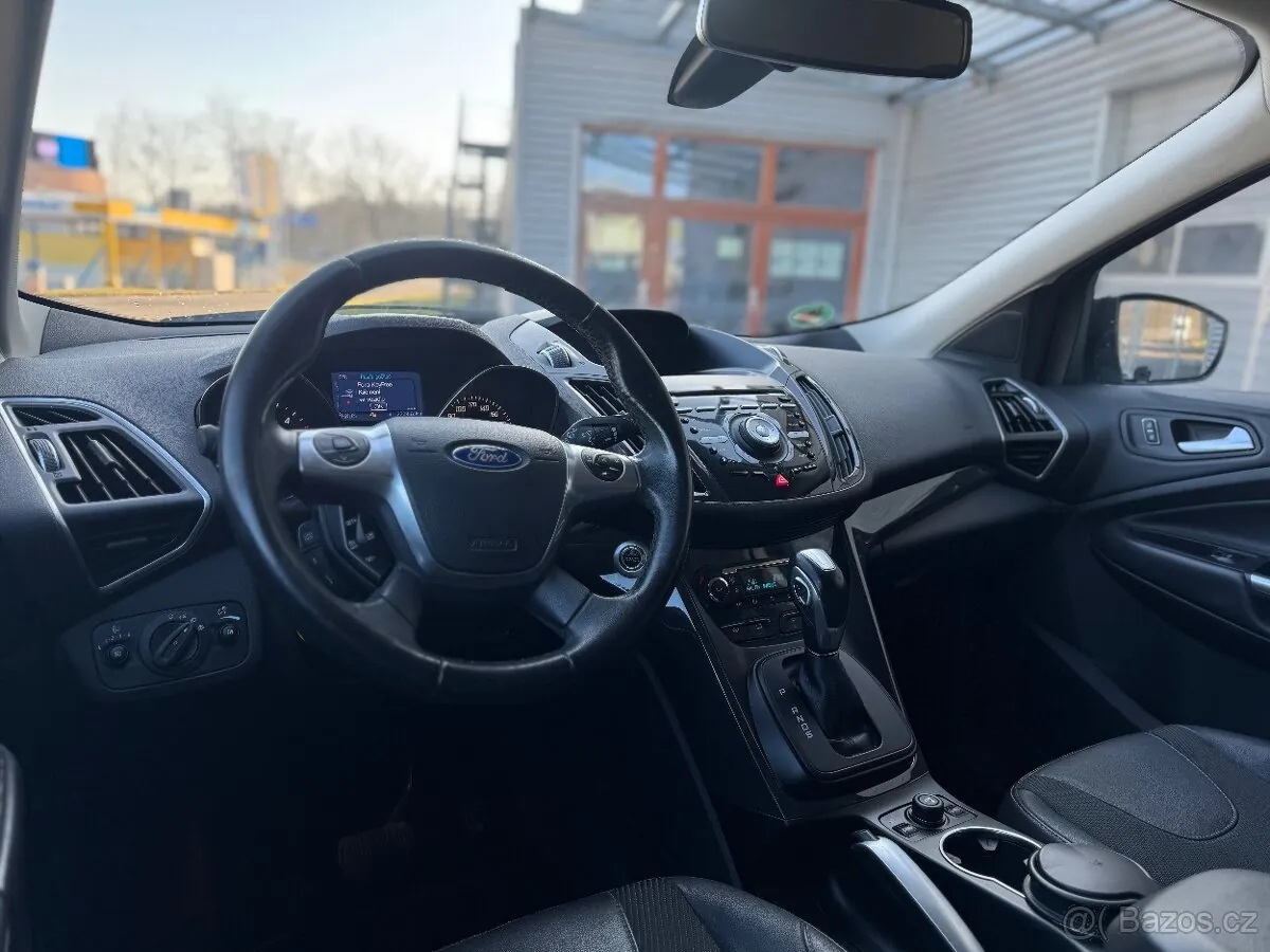 Ford Kuga 2013 photo 3