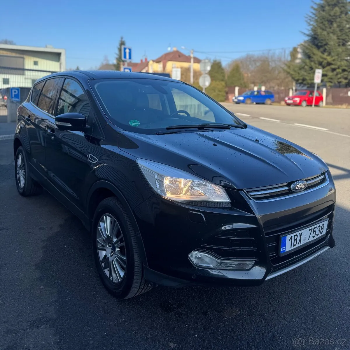 Ford Kuga 2013 photo 2