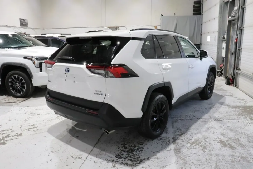 Toyota Rav4 2024 photo 4