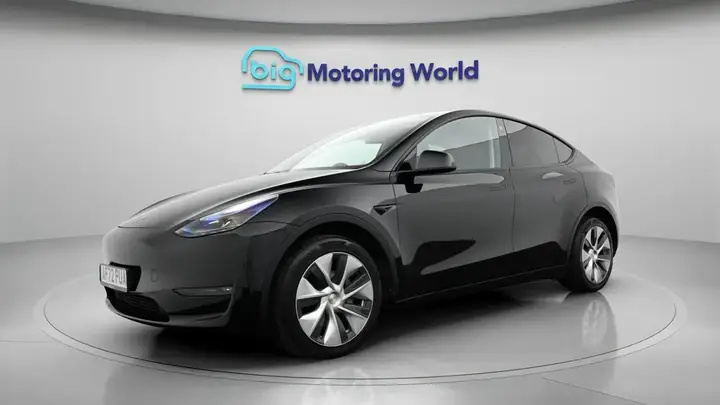 Tesla Model Y 2022 photo 2