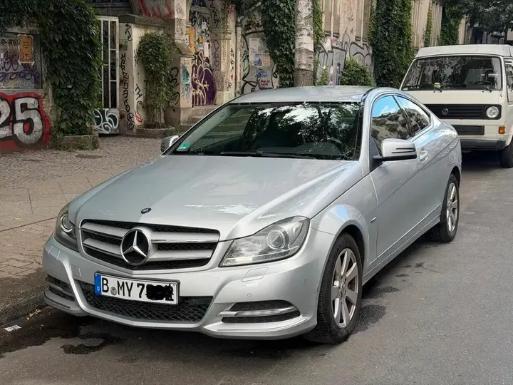 Mercedes-Benz C180