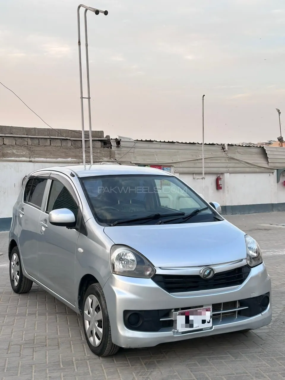 Daihatsu Mira