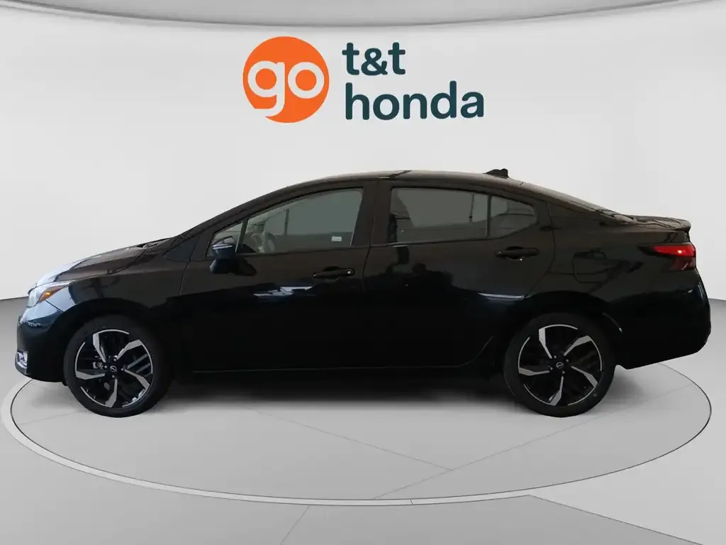 Nissan Versa 2024 photo 2