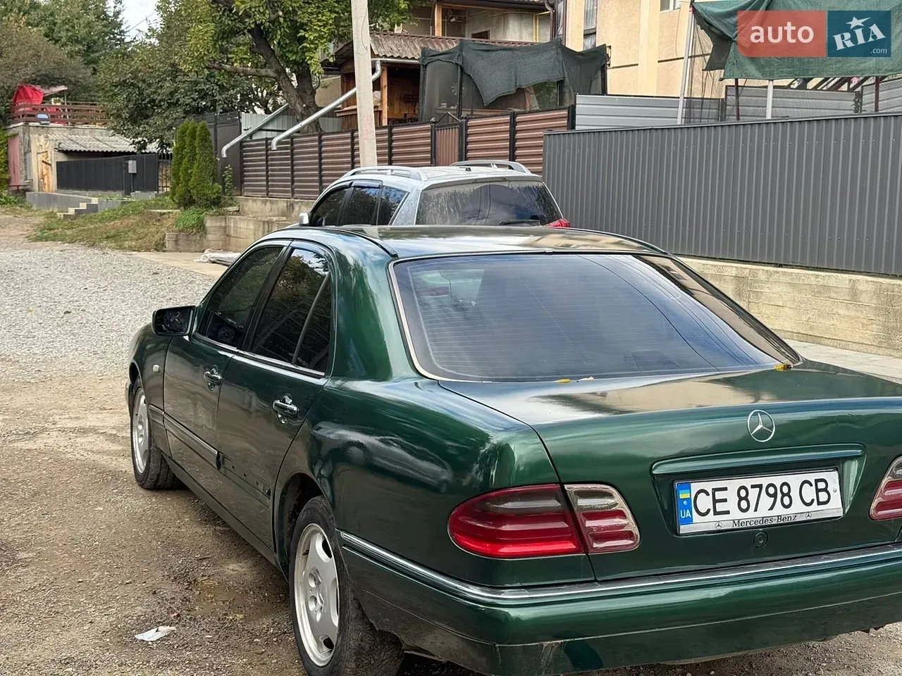 Mercedes-Benz E-Class 1996 photo 3