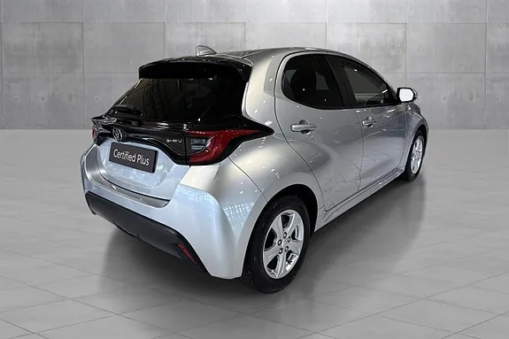 Toyota Yaris 2024 photo 5