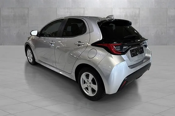 Toyota Yaris 2024 photo 3