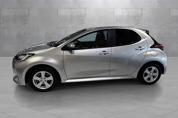 Toyota Yaris 2024 photo 2