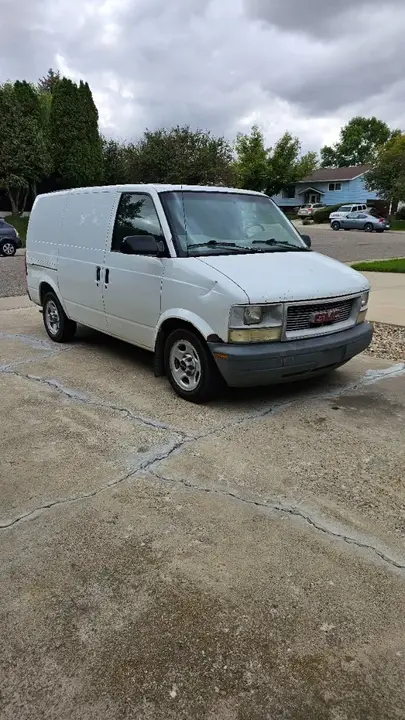 GMC Safari