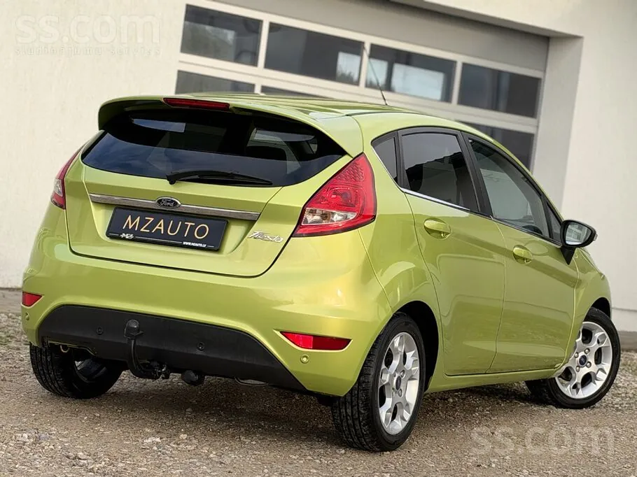 Ford Fiesta 2012 photo 4