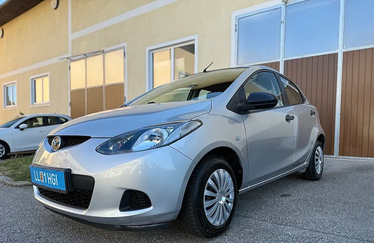 Mazda Mazda2