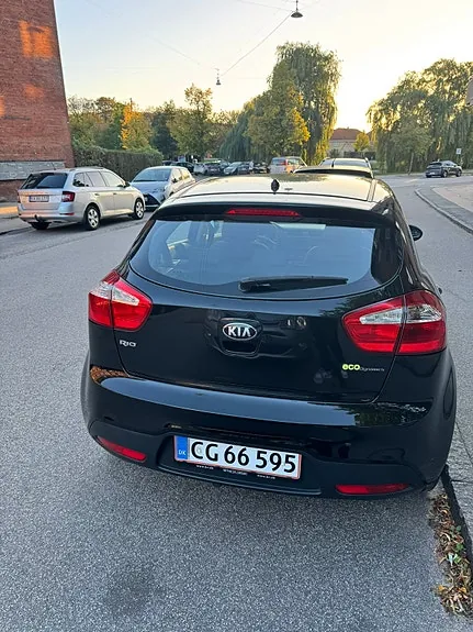 Kia Rio 2013 photo 4