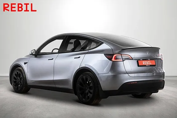 Tesla Model Y 2023 photo 5
