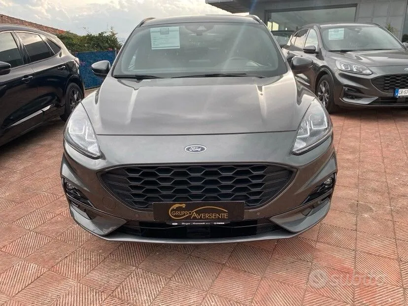 Ford Kuga 2023 photo 2