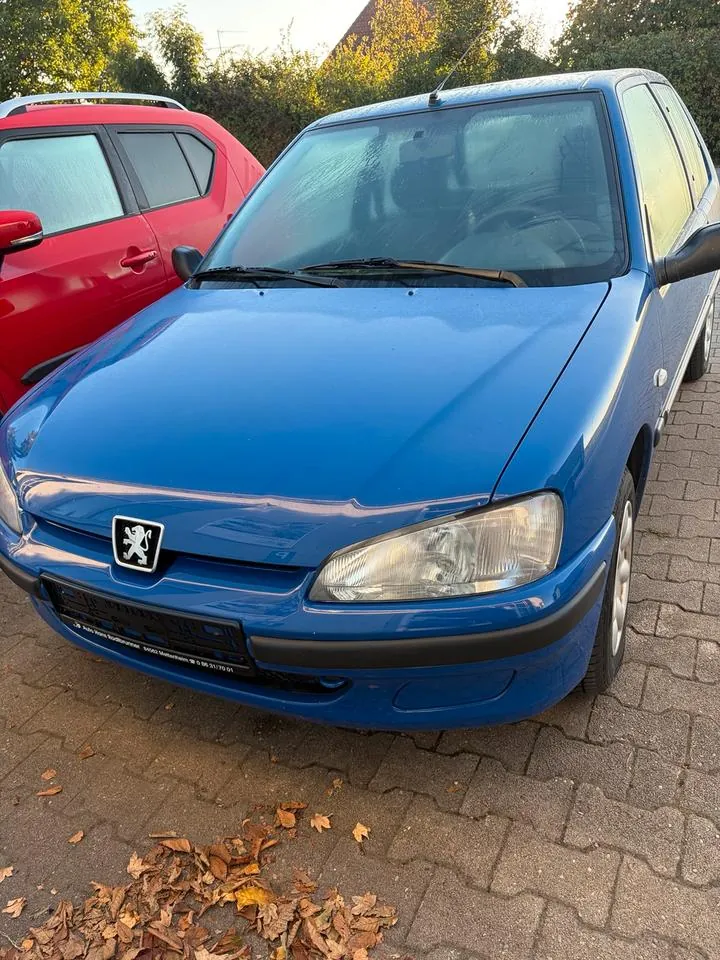 Peugeot 106