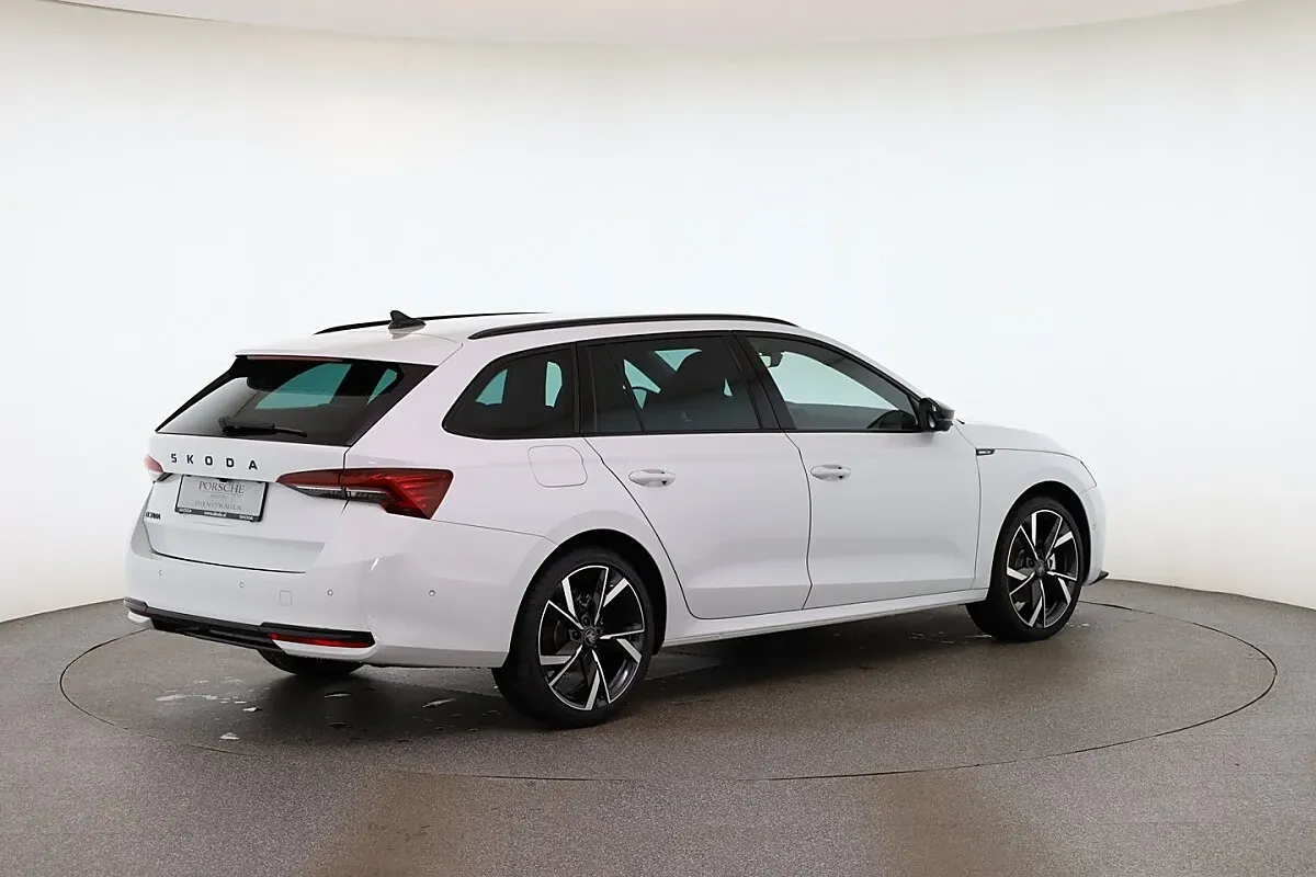 Skoda Octavia 2026 photo 3