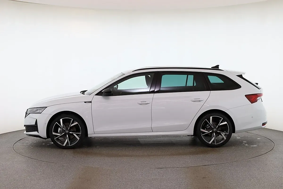 Skoda Octavia 2026 photo 2