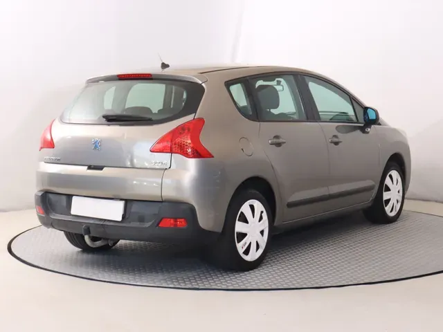 Peugeot 3008 2011 photo 4