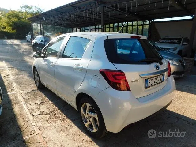 Toyota Yaris 2016 photo 5