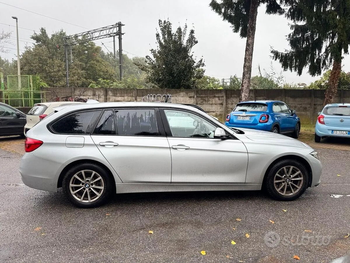 BMW 3 Series 2017 photo 4