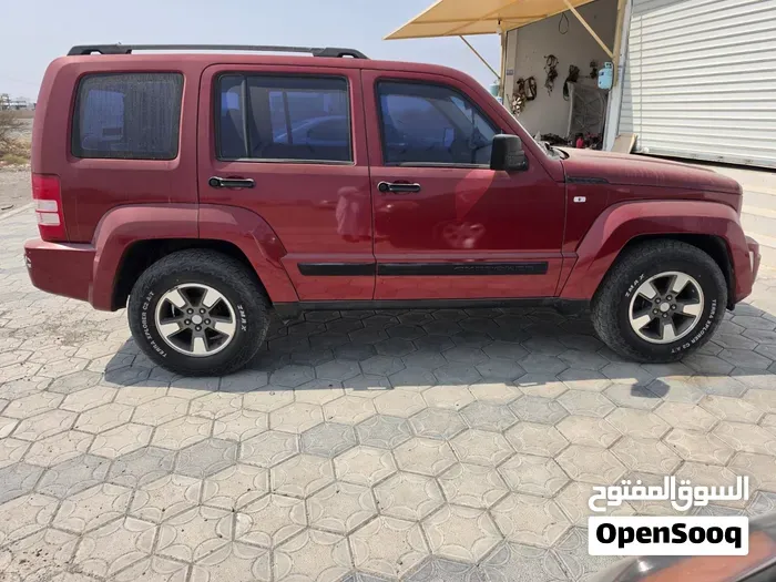 Jeep Liberty 2008 photo 3