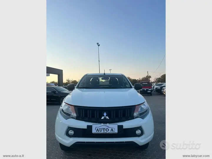 Mitsubishi L200 2018 photo 2