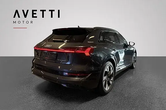 Audi E-Tron 2020 photo 4