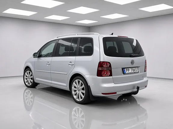 Volkswagen Touran 2009 photo 5