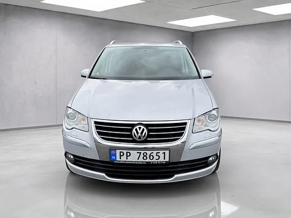 Volkswagen Touran 2009 photo 3