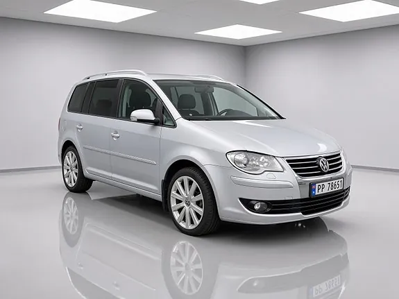 Volkswagen Touran 2009 photo 2