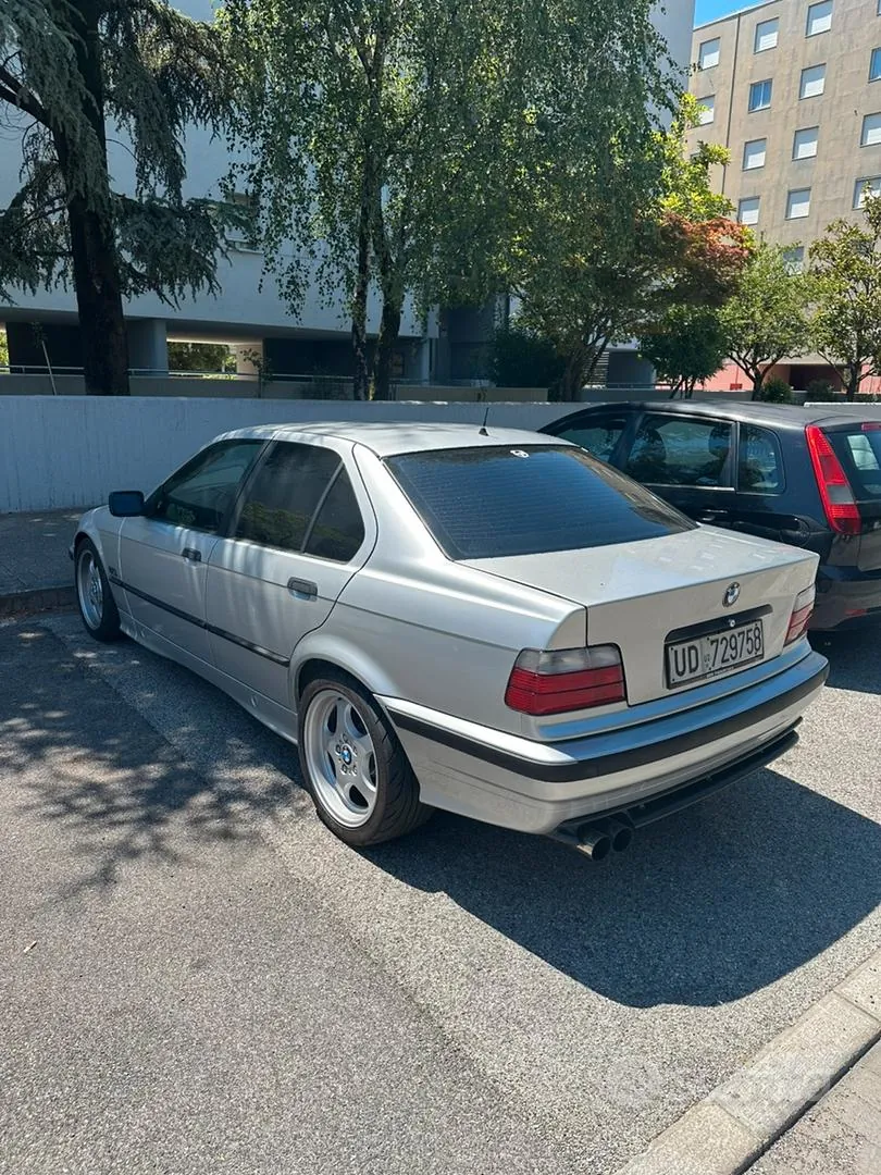 BMW E36 1992 photo 3