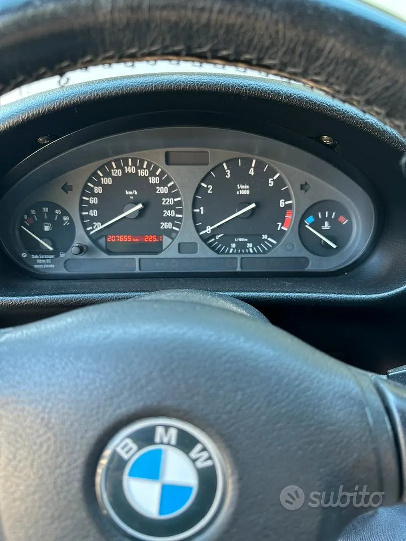 BMW E36 1992 photo 5