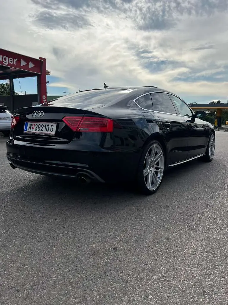 Audi A5 2012 photo 3