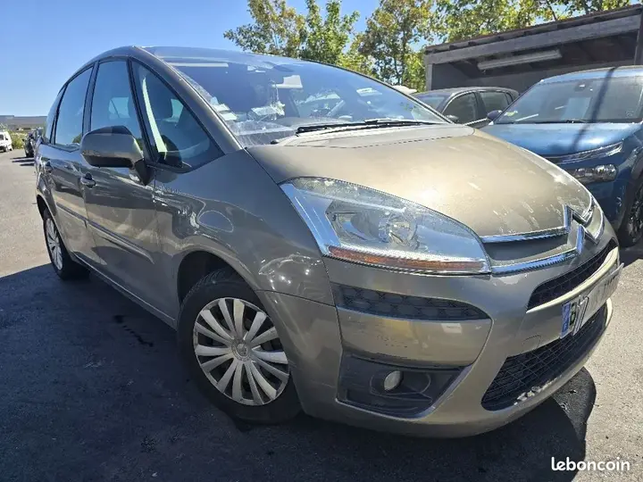 Citroen C4 Picasso 2010 photo 3