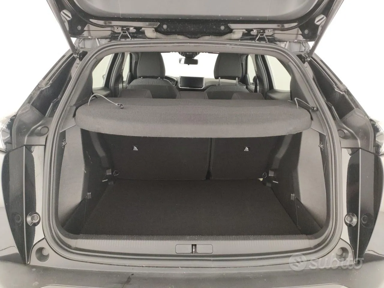 Peugeot 2008 2025 photo 4