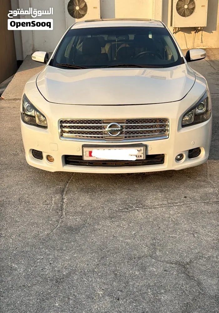 Nissan Maxima