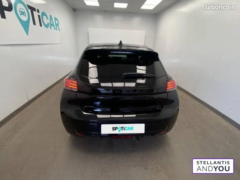 Peugeot 208 2025 photo 5