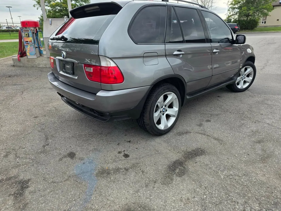 BMW X5 2005 photo 2