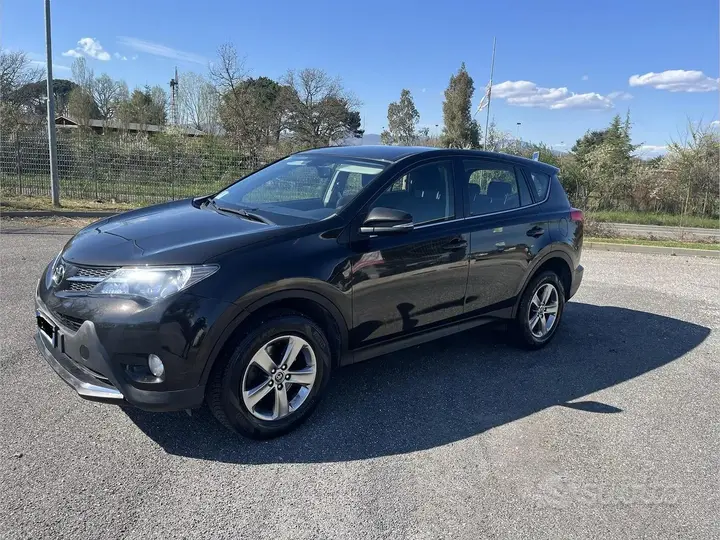 Toyota Rav4 2015 photo 2