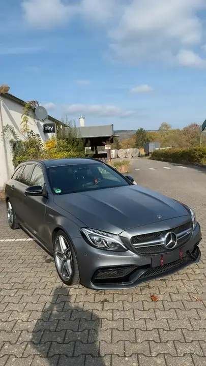 Mercedes-Benz C63 Amg