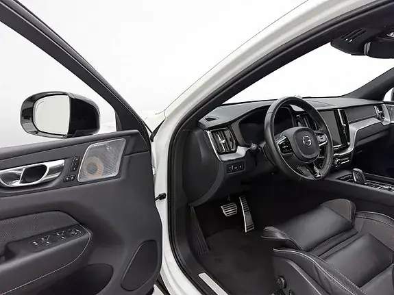 Volvo Xc60 2020 photo 5
