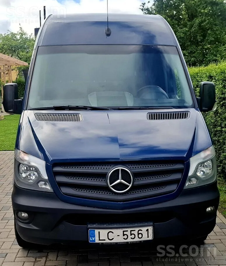 Mercedes-Benz Sprinter