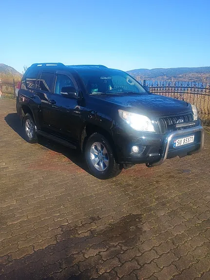 Toyota Land Cruiser 2010 photo 2