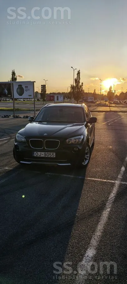 BMW X1 2010 photo 2