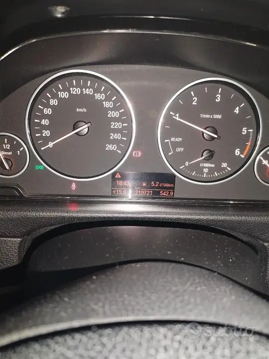 BMW 318 2015 photo 3
