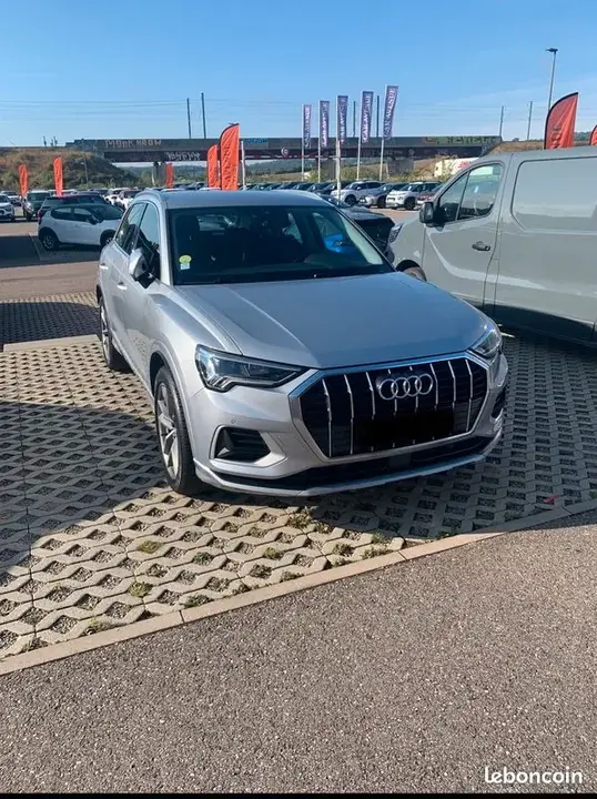 Audi Q3 2019 photo 3