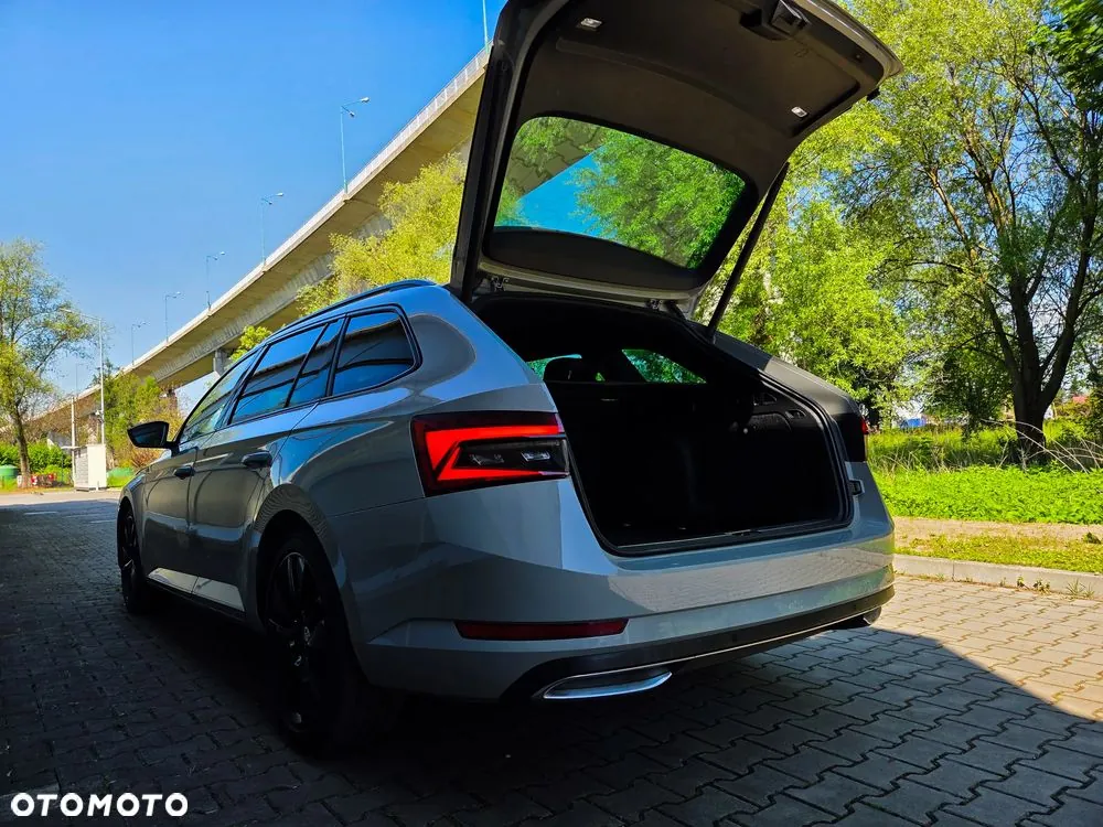 Skoda Superb 2019 photo 5