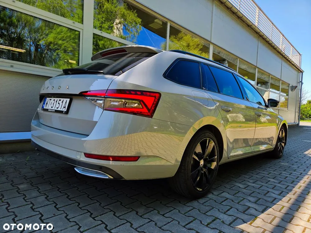 Skoda Superb 2019 photo 4