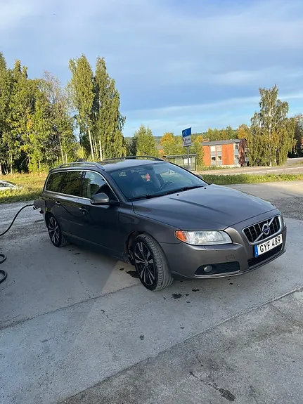 Volvo V70 2011 photo 4