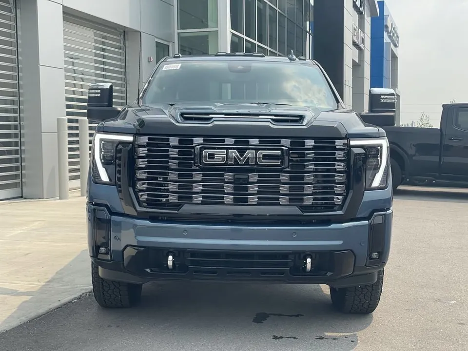 GMC Sierra 3500Hd 2026 photo 2